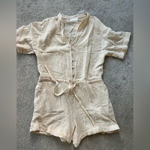 NWT Lush Romper